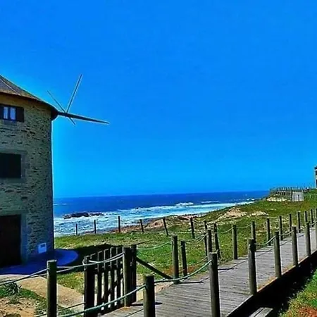 House - Between Porto And Viana Do Castelo *