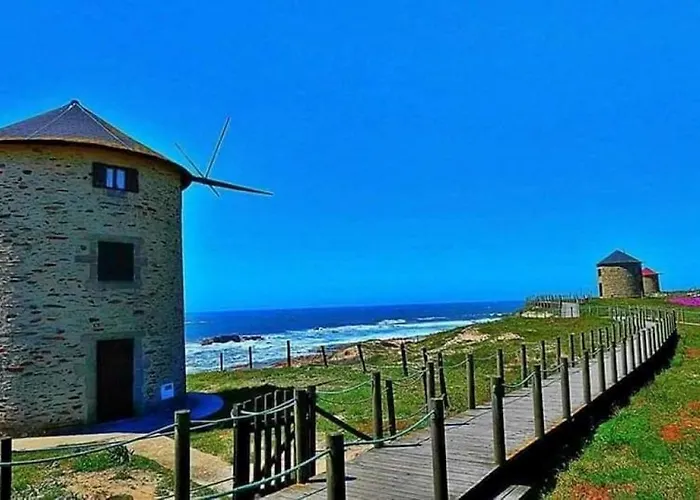House - Between Porto And Viana Do Castelo *